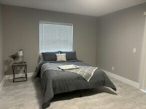 4754 Carefree Trail in West Palm Beach, FL - Building Photo - Building Photo