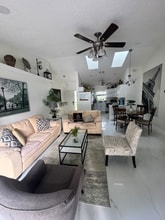 949 Cinnamon Ct in Altamonte Springs, FL - Building Photo - Building Photo