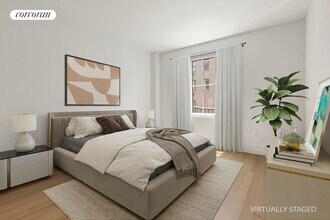 301 E 81st St in New York, NY - Building Photo - Building Photo