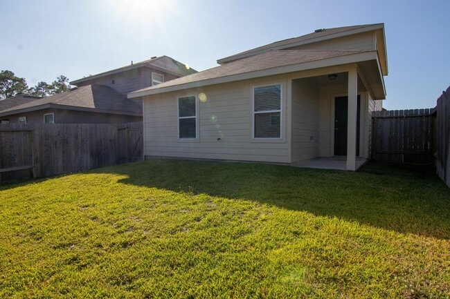 13810 Forest Springs Ln in Willis, TX - Building Photo - Building Photo