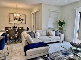 404 Ocean Course Ave in Davenport, FL - Building Photo