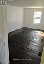 63 Leeper St in St Catharines, ON - Building Photo - Building Photo