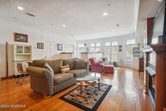 716 Cookman Ave in Asbury Park, NJ - Building Photo - Building Photo