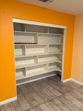 319 Las Palmas St in Los Banos, CA - Building Photo - Building Photo