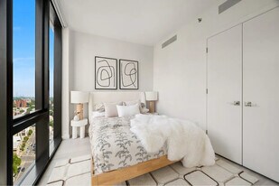 98-10 63rd Rd in Queens, NY - Building Photo