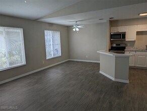 214 Hancock Bridge Pkwy in Cape Coral, FL - Building Photo - Building Photo