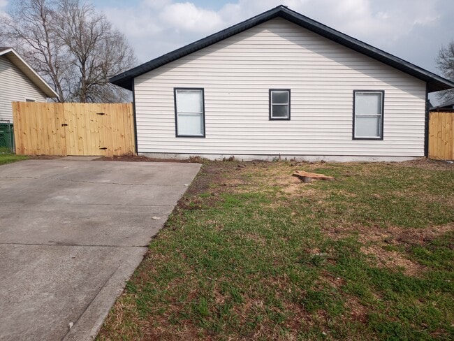 9814 Thorn St in Houston, TX - Building Photo - Building Photo