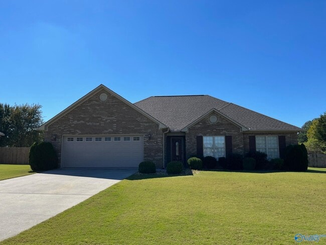 property at 1308 Crown Pointe Dr NE