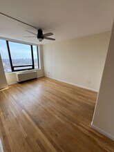 116-24 Grosvenor Ln in Queens, NY - Building Photo - Building Photo