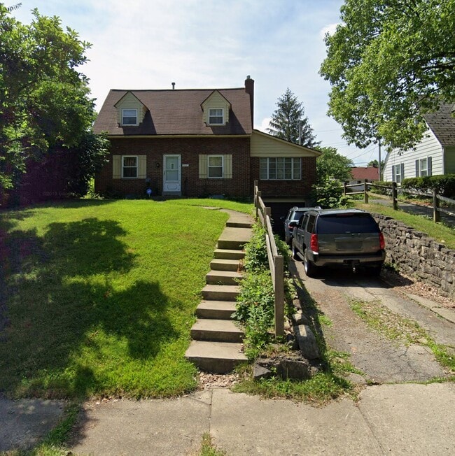 property at 432 Fountain Ave