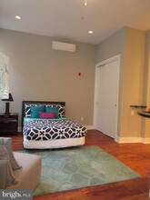 126 S 16th St in Philadelphia, PA - Building Photo - Building Photo