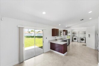 2175 SE Heathwood Cir in Port St. Lucie, FL - Building Photo - Building Photo