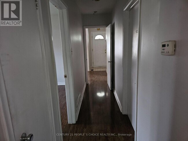 47 Honbury Rd in Toronto, ON - Building Photo - Building Photo