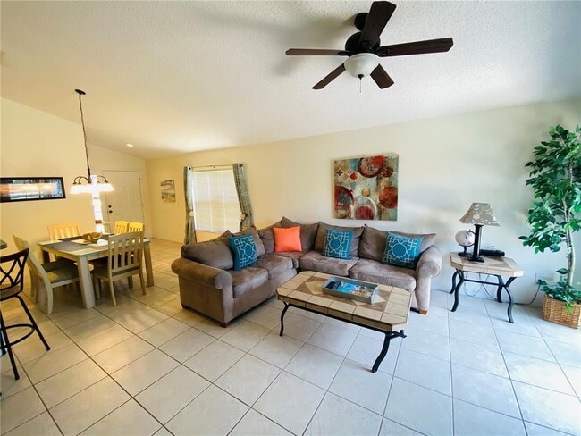 8544 Sunrise Key Dr in Kissimmee, FL - Building Photo - Building Photo