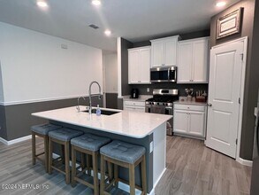 1045 Brown Bear Run in Saint Johns, FL - Building Photo - Building Photo