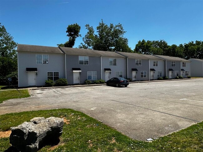 property at 1225 N Lee Dr