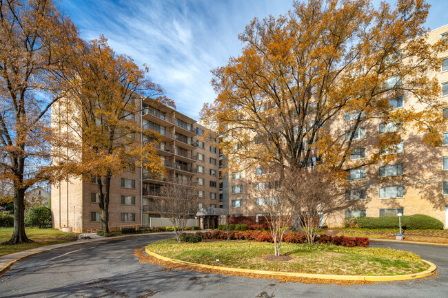 Oglethorpe Condominiums in Hyattsville, MD - Building Photo - Building Photo