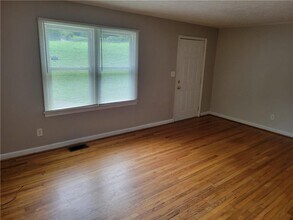 3748 Clairmont Rd in Chamblee, GA - Building Photo - Building Photo