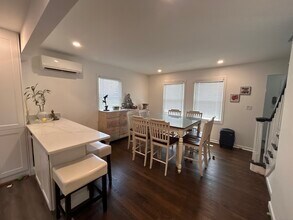916 Birmingham St in Bridgeport, CT - Building Photo - Building Photo