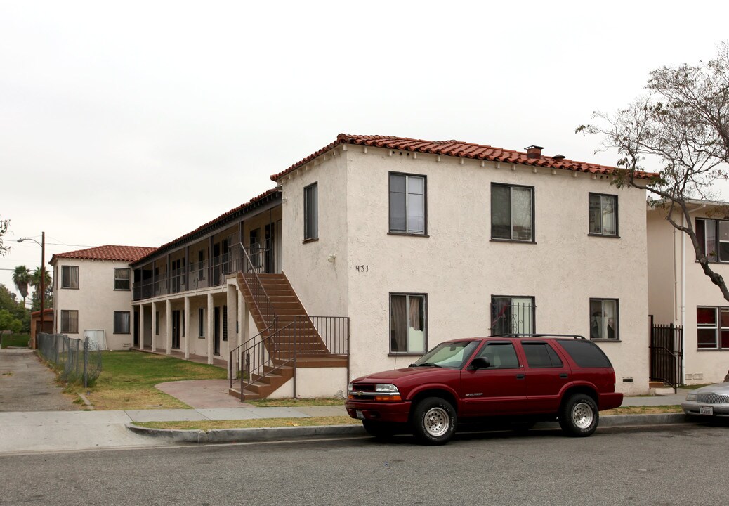 431-451 Maine Ave in Long Beach, CA - Building Photo