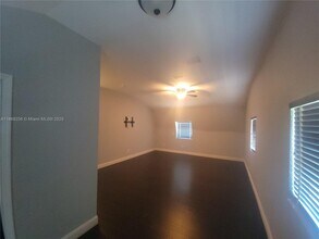 15101 SW 27th St in Davie, FL - Building Photo - Building Photo