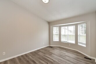 2032 Lown Farm Ln in Lithonia, GA - Building Photo - Building Photo