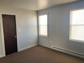 59 Davis St in Fall River, MA - Building Photo - Building Photo