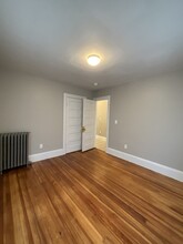 584 Salem St, Unit 3 in Malden, MA - Foto de edificio - Building Photo