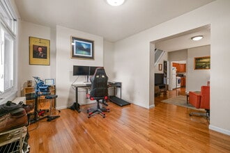 316 Kaercher St in Pittsburgh, PA - Building Photo - Building Photo