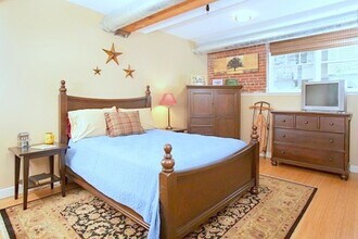 22 Cottage Park Ave, Unit 1 in Cambridge, MA - Foto de edificio - Building Photo