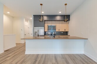 4021 N Keystone Ave in Chicago, IL - Building Photo - Building Photo