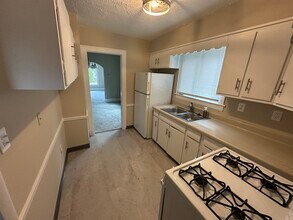 2886 Norwood St in Cuyahoga Falls, OH - Building Photo - Building Photo