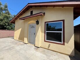 13673 Palomar St in Westminster, CA - Building Photo