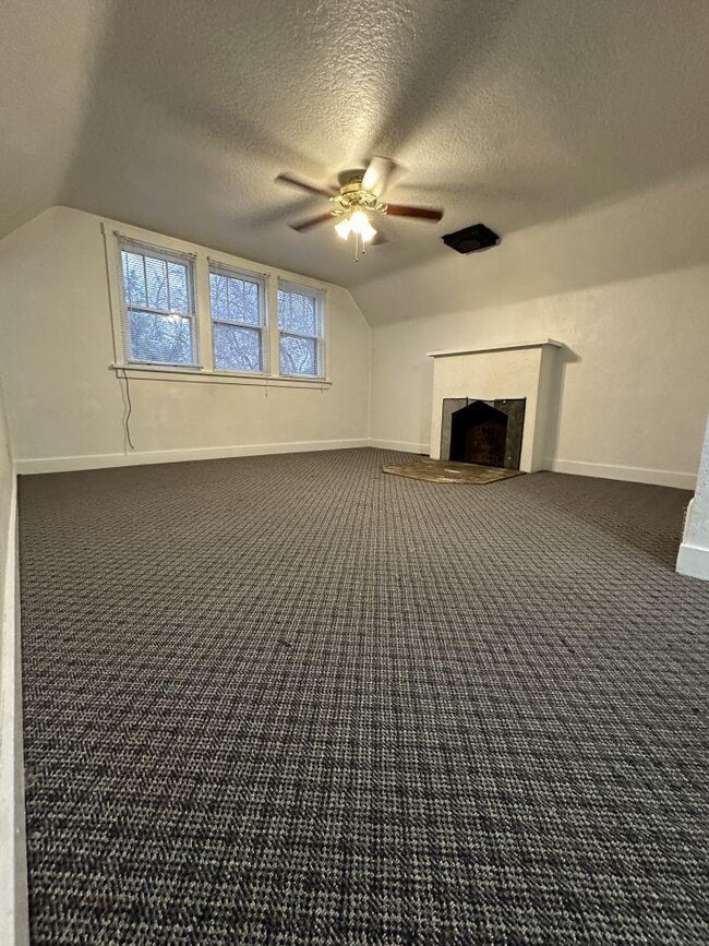 40 1/2 Wyoming Ave in Billings, MT - Building Photo - Building Photo