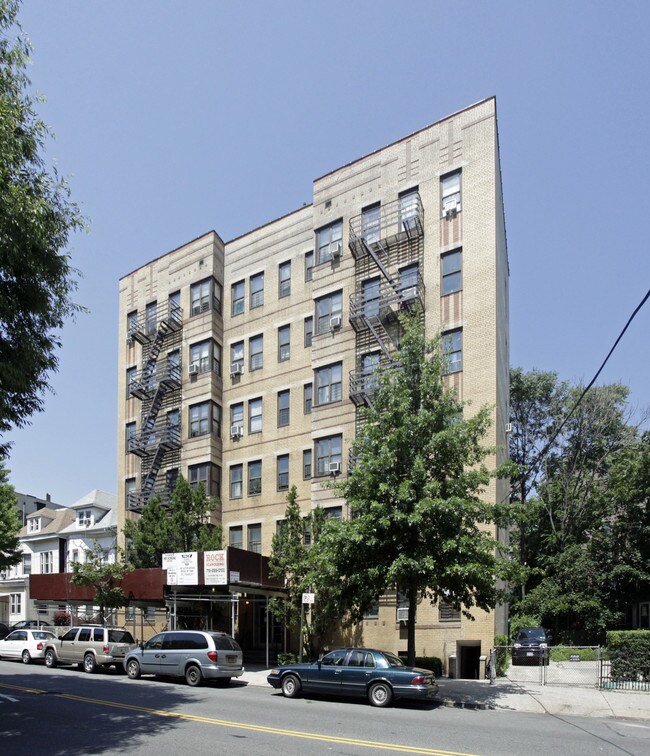 2977 Bainbridge Ave in Bronx, NY - Building Photo - Building Photo