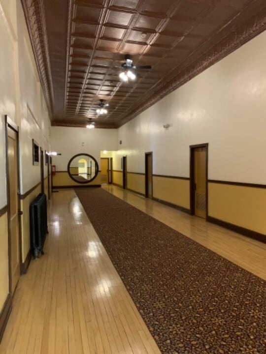 111 Broadway Ave in Pueblo, CO - Foto de edificio