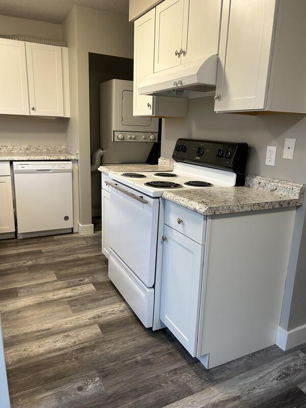 3437 Redwood Ave in Bellingham, WA - Building Photo - Building Photo