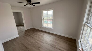 3821 Woodleigh St in Houston, TX - Building Photo - Building Photo