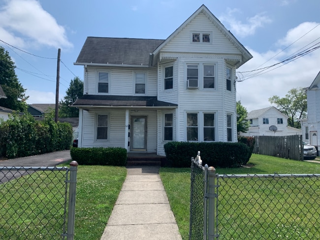 66 Grand Ave