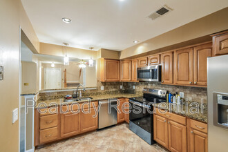 12010 Ridge Knoll Dr in Fairfax, VA - Building Photo - Building Photo