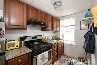 720 Massachusetts Ave, Unit 2 in Cambridge, MA - Building Photo - Building Photo
