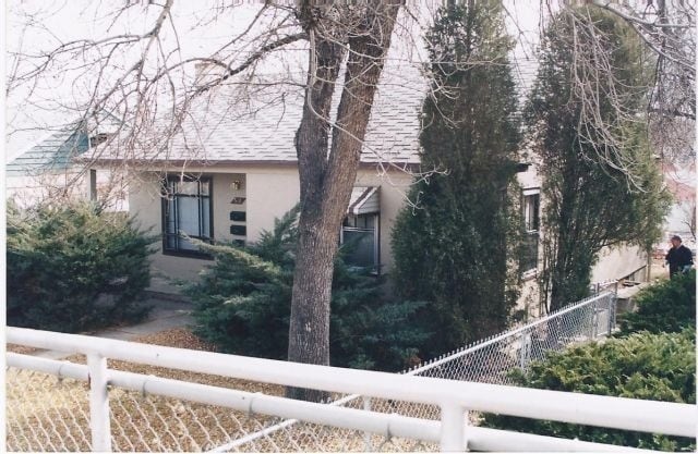 616 Grand Ave