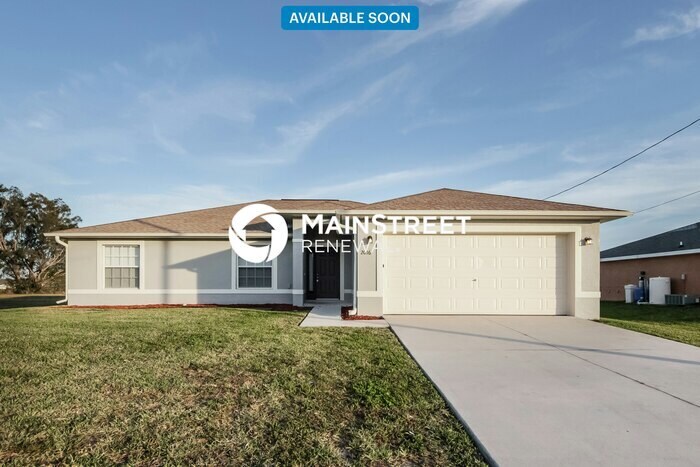 2016 NW 16th Terrace in Cape Coral, FL - Building Photo
