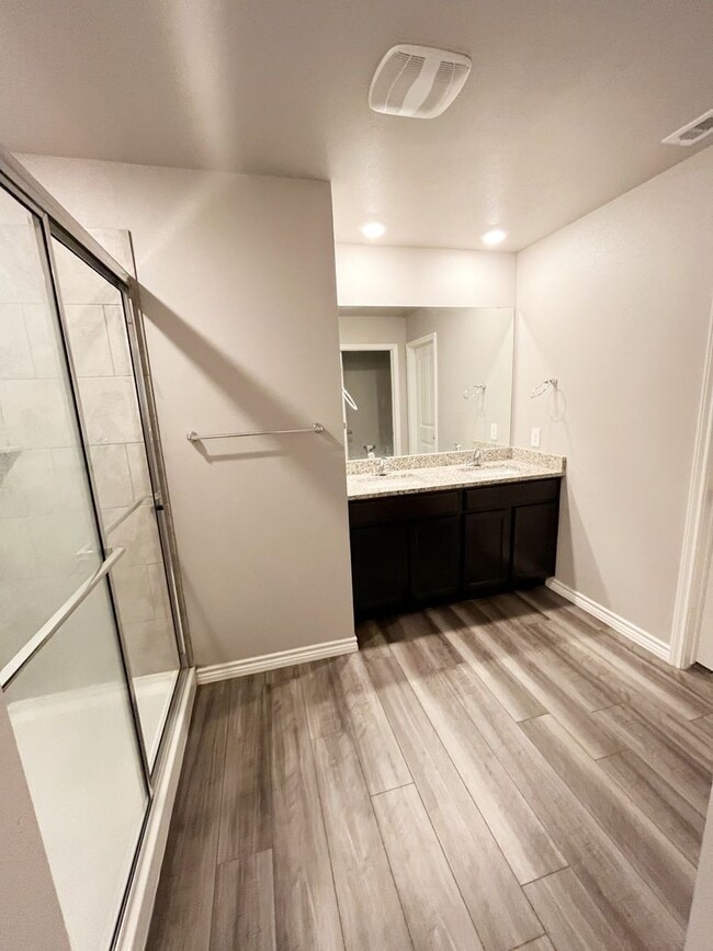 2749 Eltonne Gdns Dr in Corpus Christi, TX - Building Photo - Building Photo