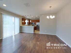 6203 Trent Creek Dr in Ruskin, FL - Building Photo - Building Photo