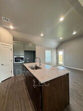 790 Flowers Dr in Goldsby, OK - Building Photo - Building Photo