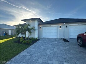 1578 Gretchen Ave S in Lehigh Acres, FL - Building Photo