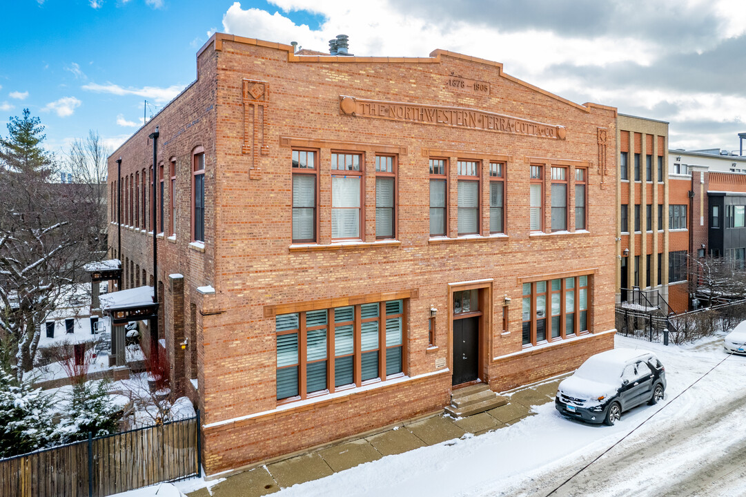Northwestern Terra Cotta Company Building in Chicago, IL - Foto de edificio
