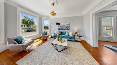 877 Walnut St in Alameda, CA - Building Photo - Interior Photo