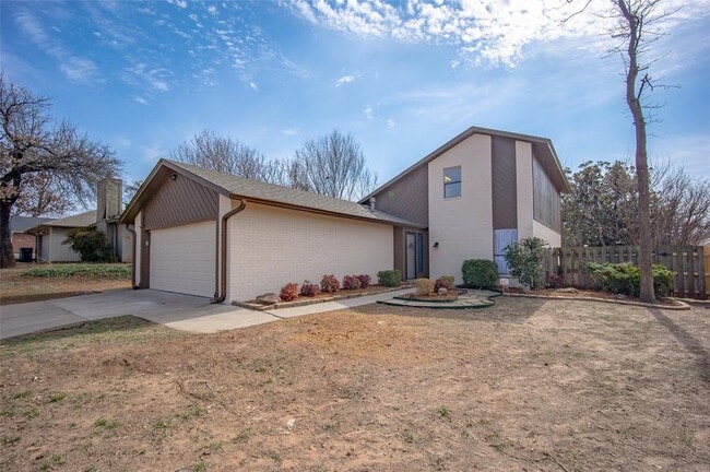 2400 Northwood Ln in Edmond, OK - Building Photo - Building Photo
